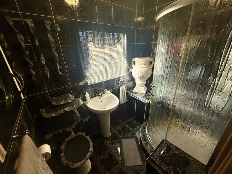 3 Bedroom Property for Sale in Vanderbijlpark CW 3 Gauteng