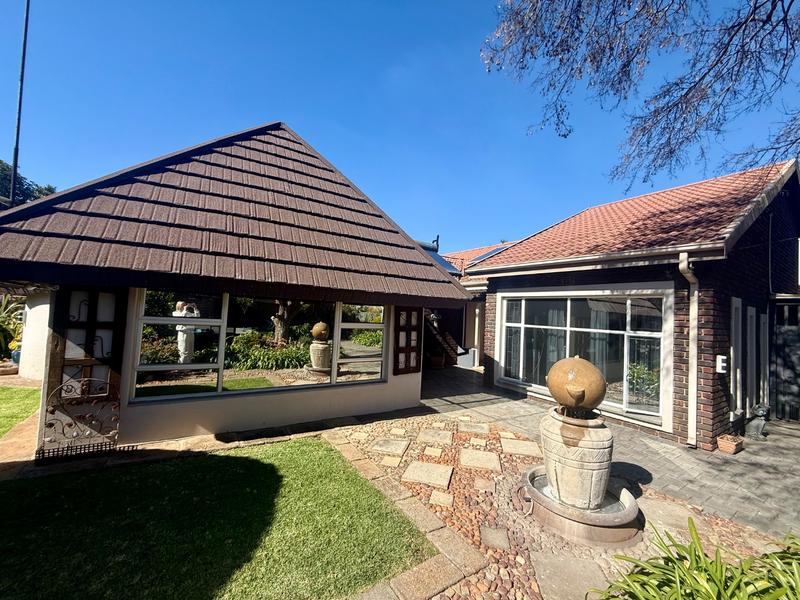 4 Bedroom Property for Sale in Vanderbijlpark SE 3 Gauteng