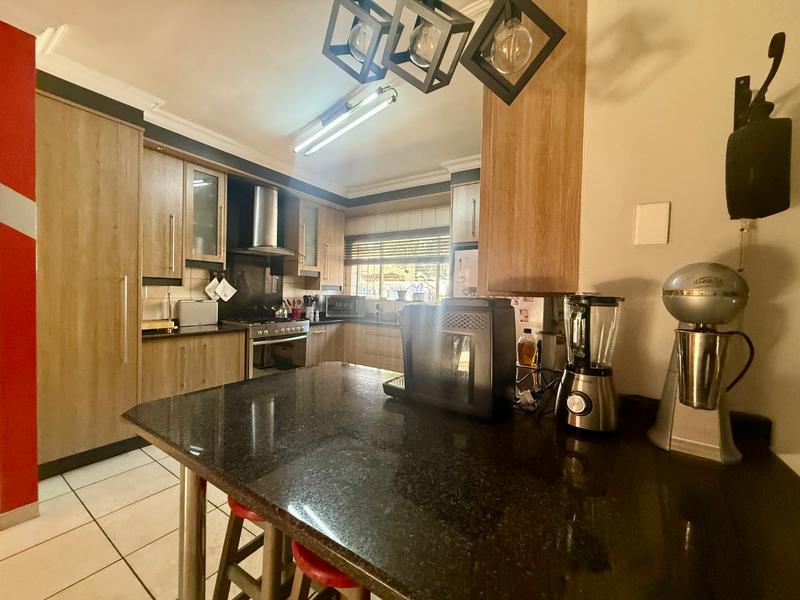 4 Bedroom Property for Sale in Vanderbijlpark SE 3 Gauteng