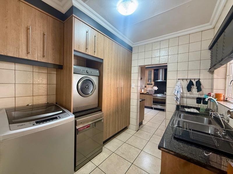 4 Bedroom Property for Sale in Vanderbijlpark SE 3 Gauteng