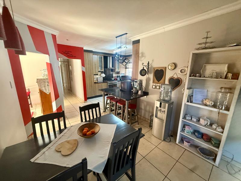 4 Bedroom Property for Sale in Vanderbijlpark SE 3 Gauteng