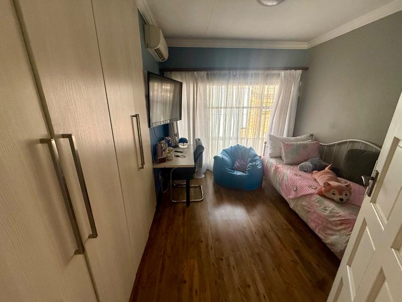 4 Bedroom Property for Sale in Vanderbijlpark SE 3 Gauteng