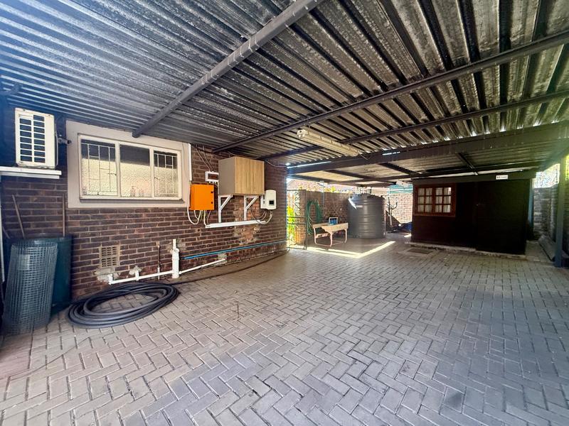 4 Bedroom Property for Sale in Vanderbijlpark SE 3 Gauteng