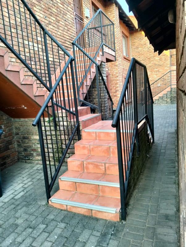3 Bedroom Property for Sale in Edleen Gauteng
