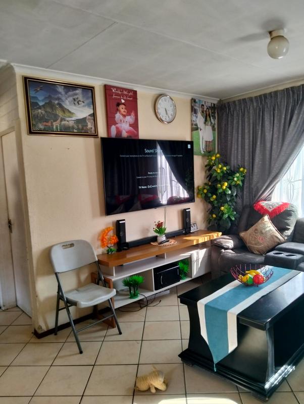 2 Bedroom Property for Sale in Clayville Gauteng