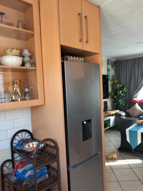 2 Bedroom Property for Sale in Clayville Gauteng