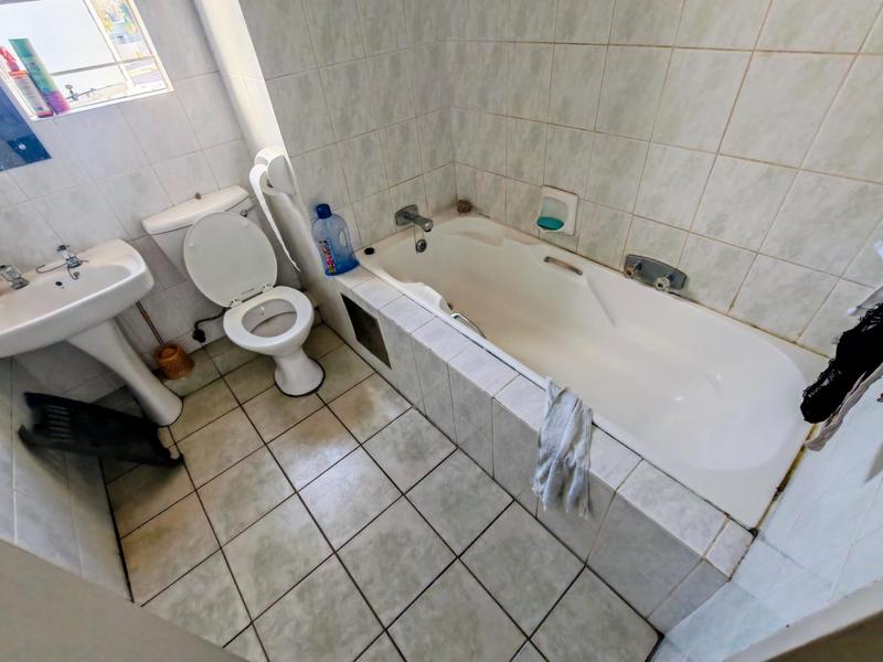 3 Bedroom Property for Sale in Vorna Valley Gauteng