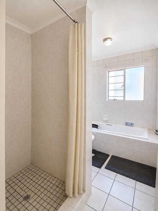3 Bedroom Property for Sale in Vorna Valley Gauteng