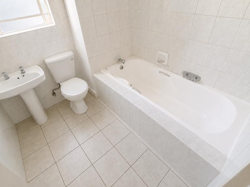 3 Bedroom Property for Sale in Vorna Valley Gauteng