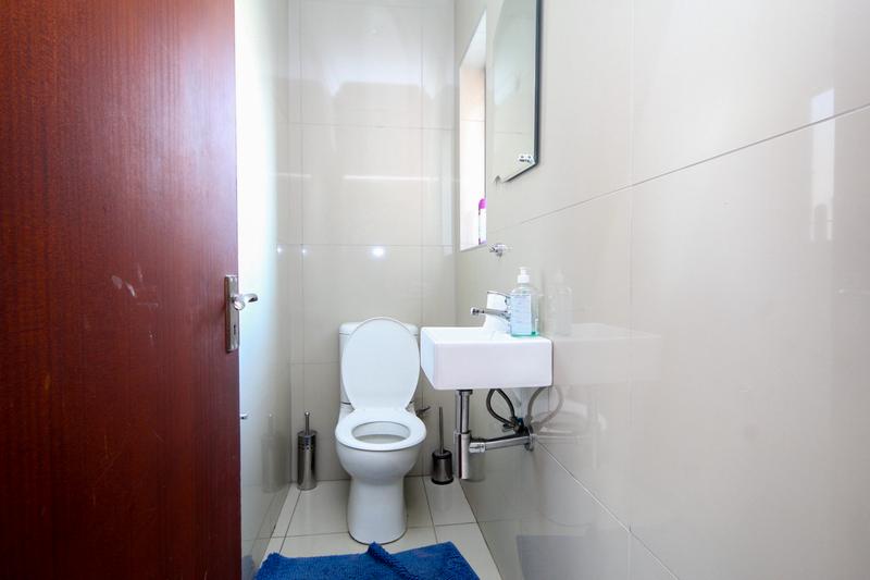 4 Bedroom Property for Sale in Thatchfield Gauteng