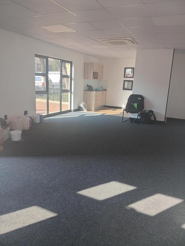 To Let Commercial Property for Rent in Lynnwood Gauteng
