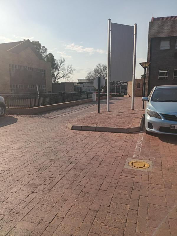 To Let Commercial Property for Rent in Lynnwood Gauteng
