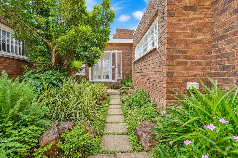 3 Bedroom Property for Sale in Bedfordview Gauteng