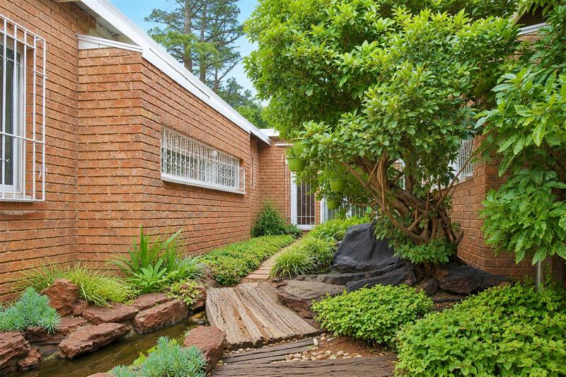 3 Bedroom Property for Sale in Bedfordview Gauteng