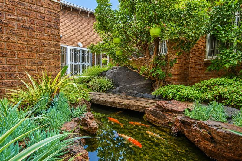 3 Bedroom Property for Sale in Bedfordview Gauteng