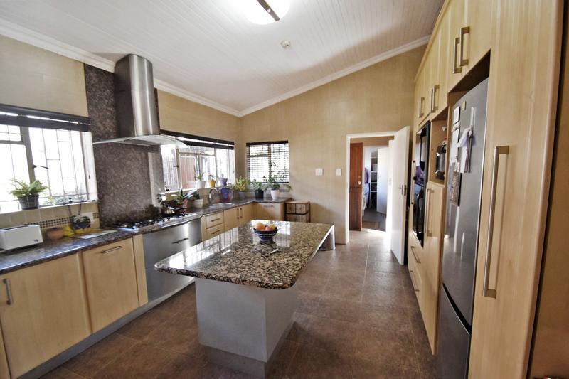 3 Bedroom Property for Sale in Bedfordview Gauteng