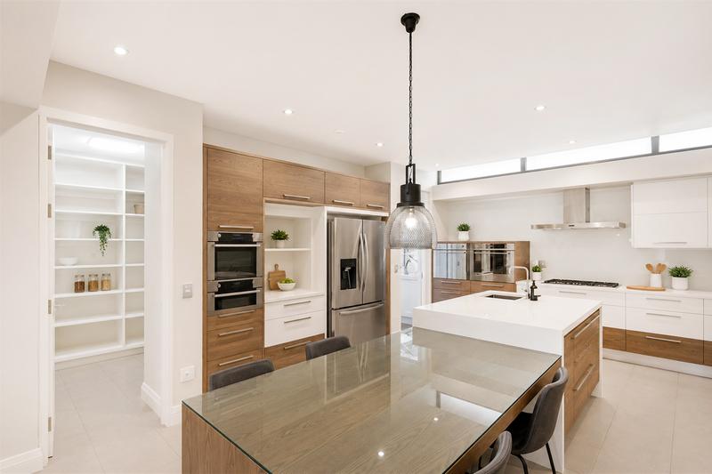 4 Bedroom Property for Sale in Senderwood Gauteng