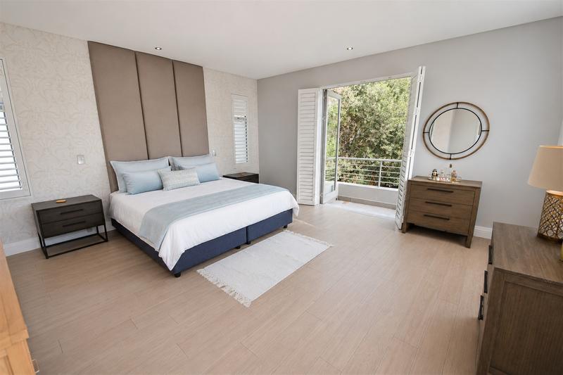 4 Bedroom Property for Sale in Senderwood Gauteng