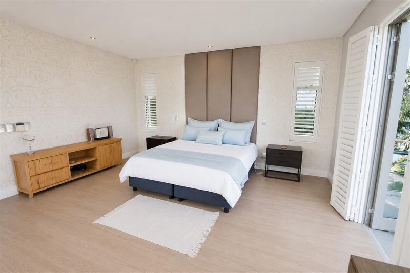 4 Bedroom Property for Sale in Senderwood Gauteng