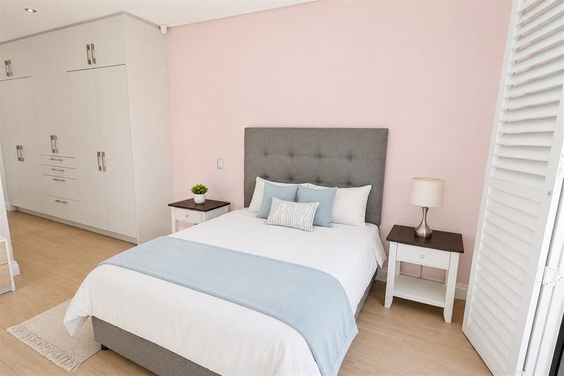 4 Bedroom Property for Sale in Senderwood Gauteng