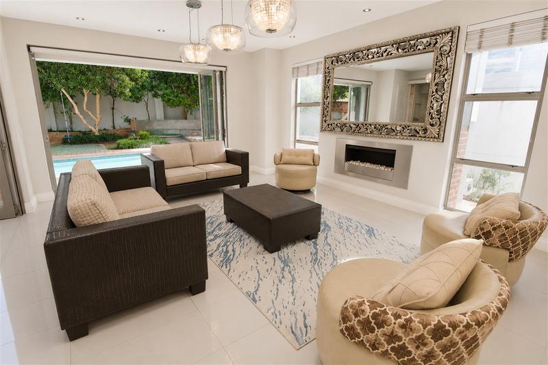 4 Bedroom Property for Sale in Senderwood Gauteng