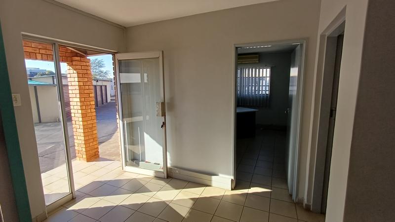 To Let Commercial Property for Rent in Hennopspark Gauteng