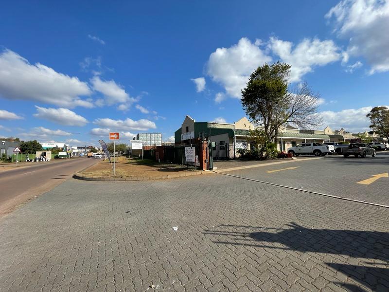 To Let Commercial Property for Rent in Hennopspark Gauteng