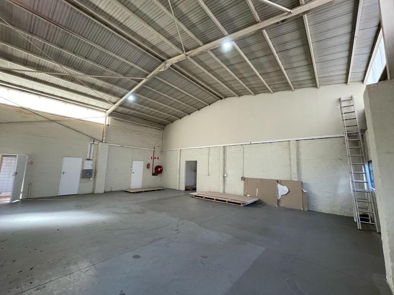 To Let Commercial Property for Rent in Hennopspark Gauteng