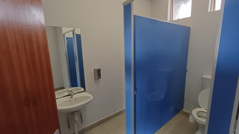 To Let Commercial Property for Rent in Rooihuiskraal Gauteng