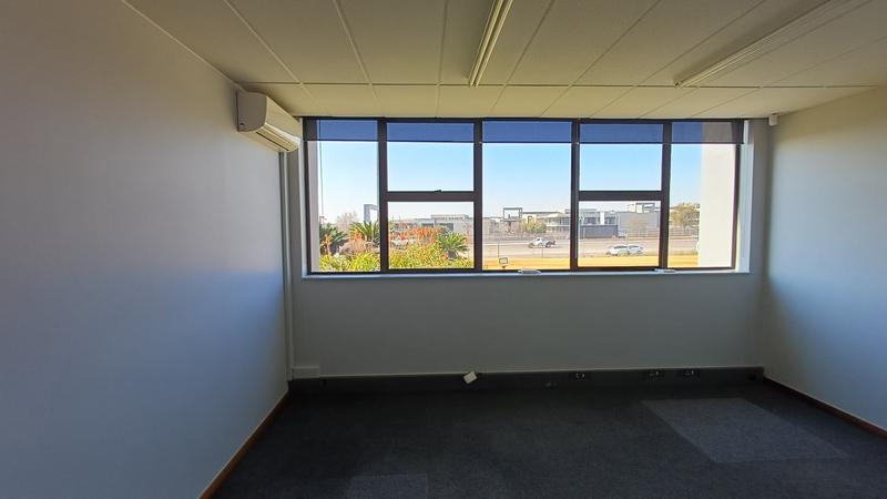 To Let Commercial Property for Rent in Rooihuiskraal Gauteng