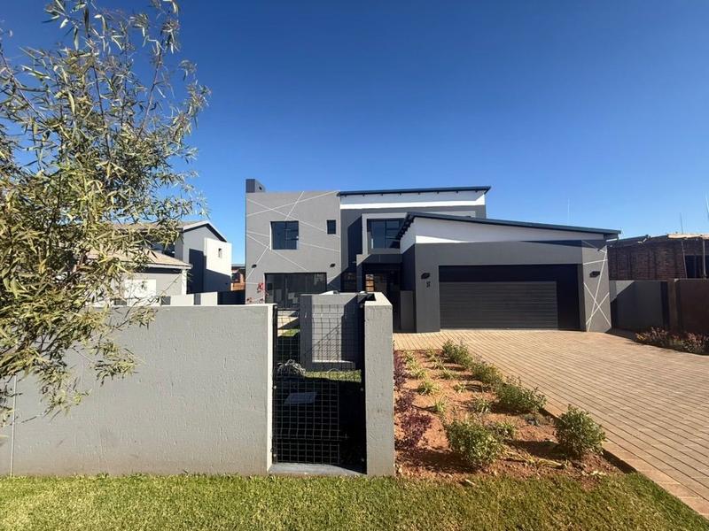 4 Bedroom Property for Sale in Fountainbrook Estate Gauteng