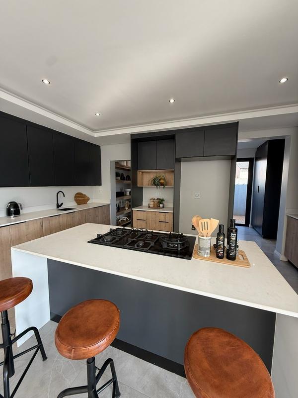 4 Bedroom Property for Sale in Fountainbrook Estate Gauteng