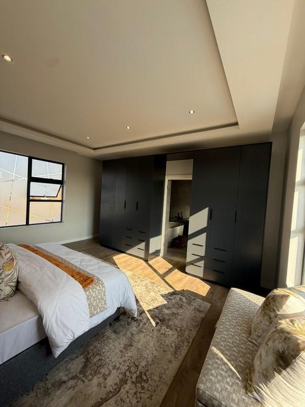 4 Bedroom Property for Sale in Fountainbrook Estate Gauteng
