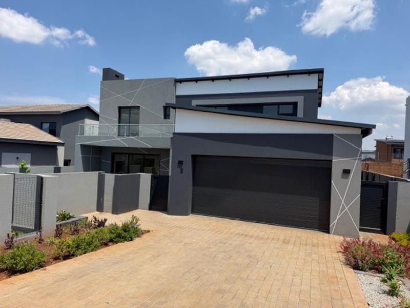 4 Bedroom Property for Sale in Fountainbrook Estate Gauteng