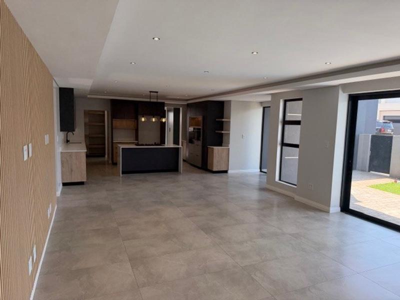 4 Bedroom Property for Sale in Fountainbrook Estate Gauteng