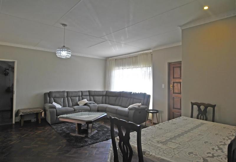 3 Bedroom Property for Sale in New Market Gauteng