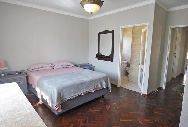 3 Bedroom Property for Sale in New Market Gauteng