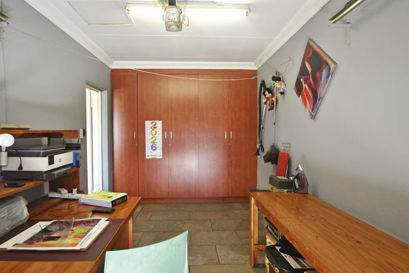 3 Bedroom Property for Sale in New Market Gauteng