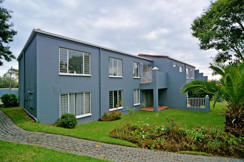 3 Bedroom Property for Sale in Radiokop Gauteng