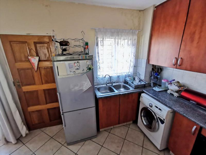2 Bedroom Property for Sale in Halfway Gardens Gauteng