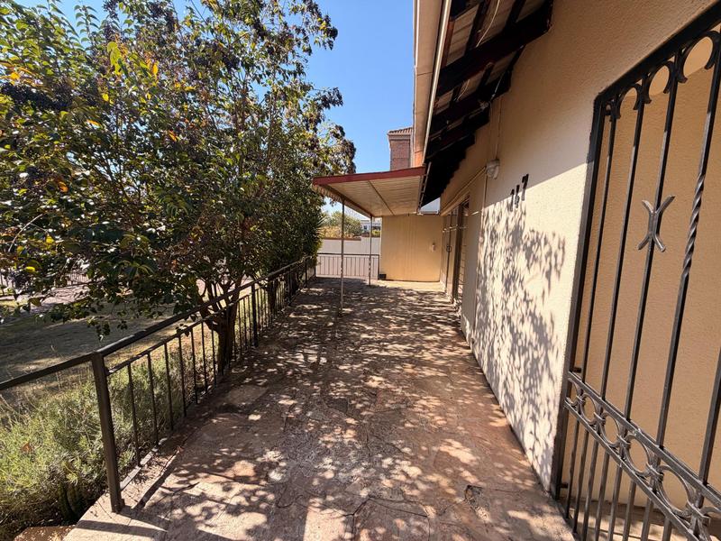 To Let 3 Bedroom Property for Rent in Alphen Park Gauteng