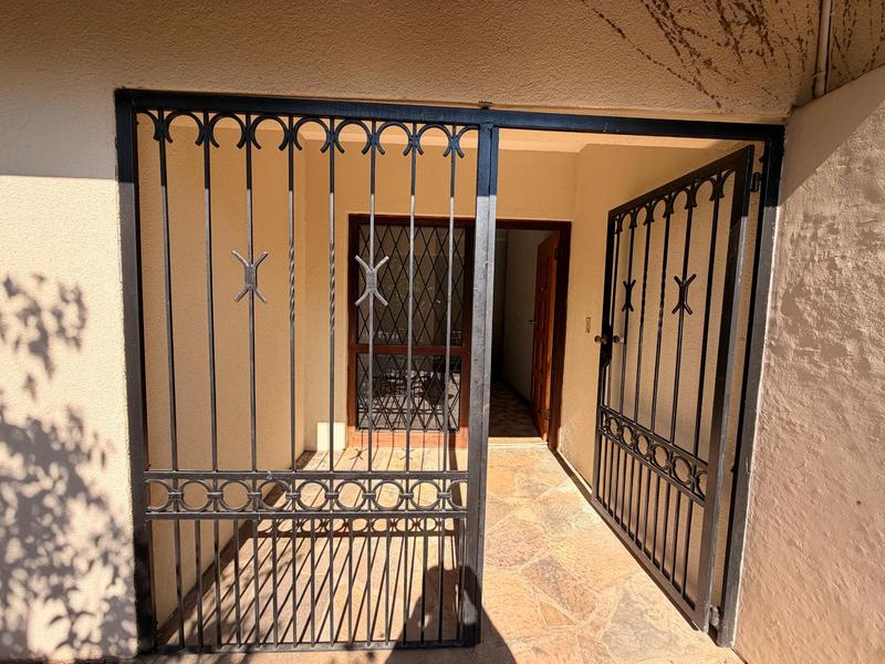 To Let 3 Bedroom Property for Rent in Alphen Park Gauteng