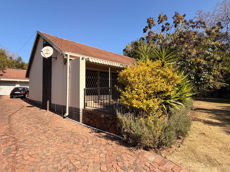 To Let 3 Bedroom Property for Rent in Alphen Park Gauteng