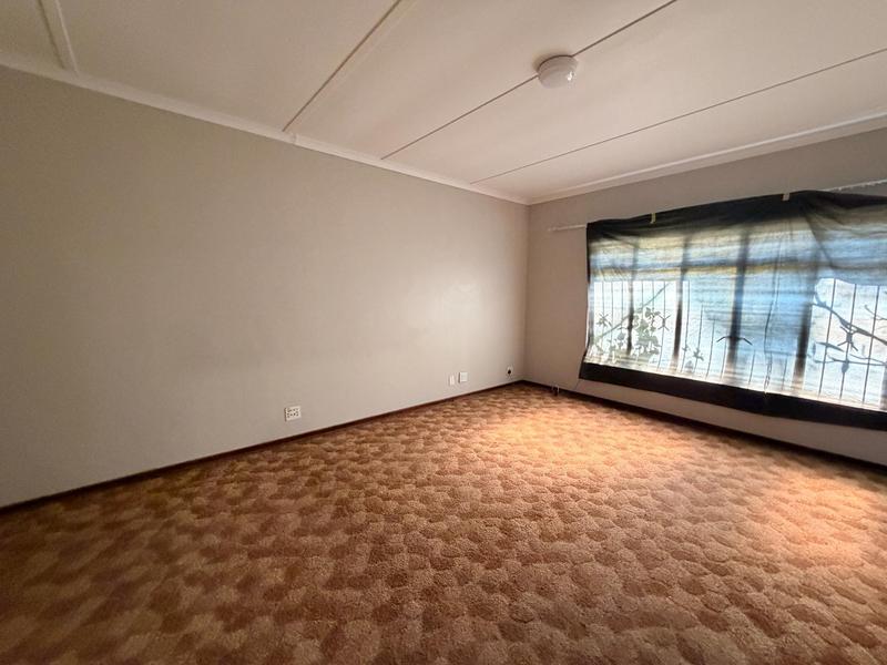 To Let 3 Bedroom Property for Rent in Alphen Park Gauteng