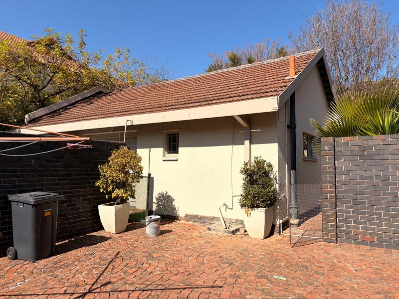 To Let 3 Bedroom Property for Rent in Alphen Park Gauteng