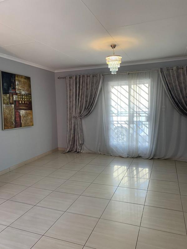 To Let 3 Bedroom Property for Rent in Ormonde Gauteng