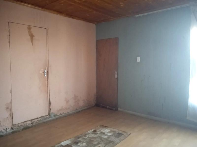 4 Bedroom Property for Sale in Slovoville Gauteng