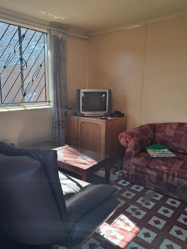 1 Bedroom Property for Sale in Jabavu Gauteng