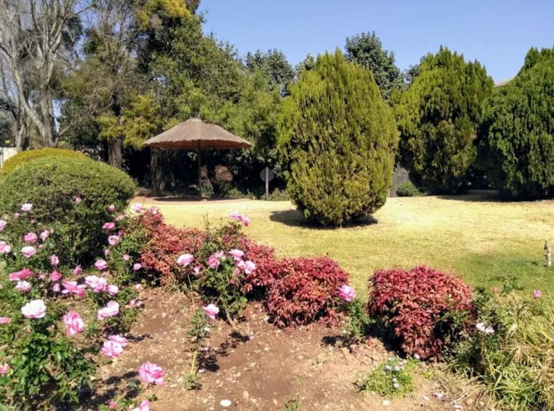 1 Bedroom Property for Sale in Bedfordview Gauteng