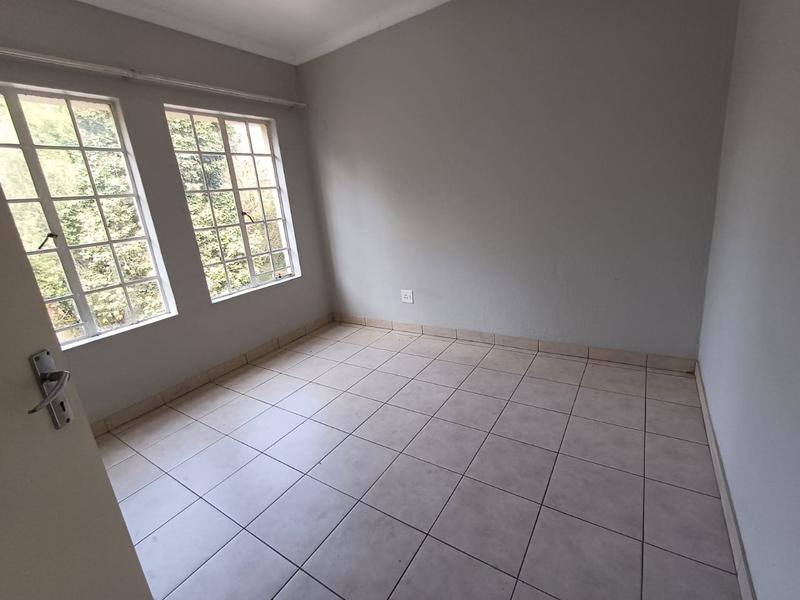 1 Bedroom Property for Sale in Bedfordview Gauteng